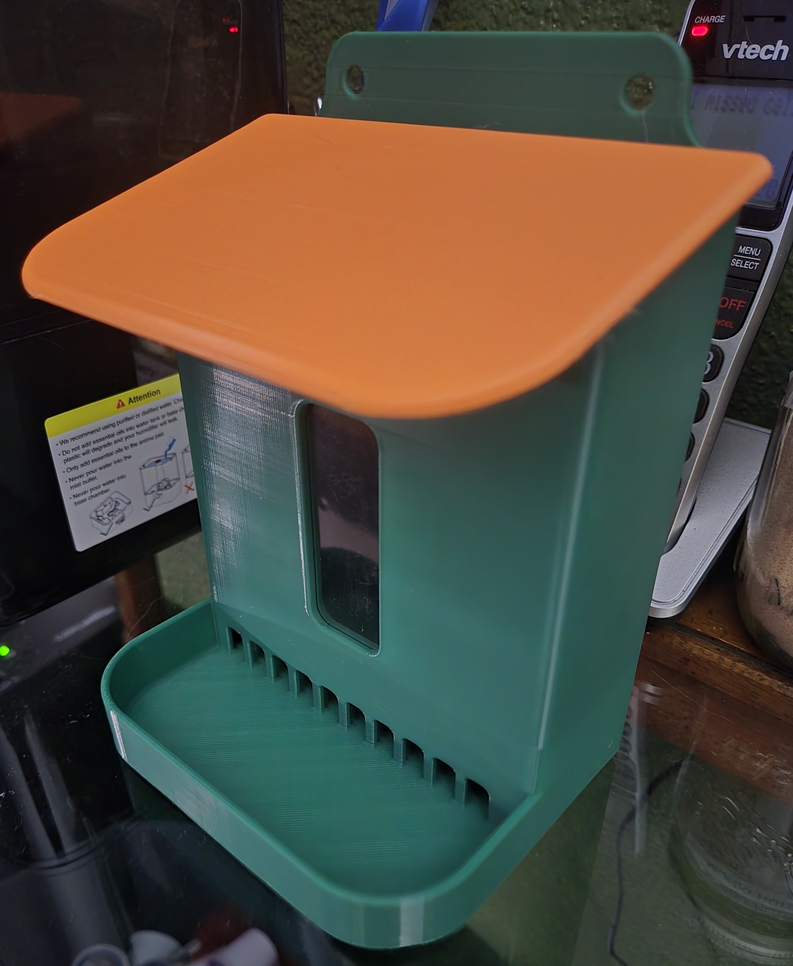Outdoor Bird Feeder